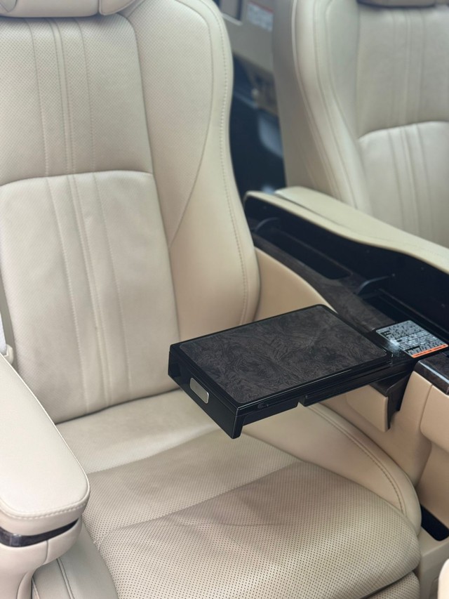 Second-hand 2020 Toyota Vellfire Executive Lounge BSVI for sale in New Delhi-7