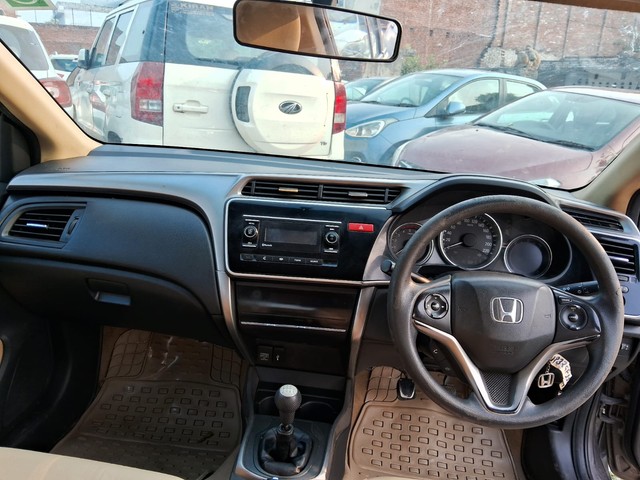 Second-hand 2015 Honda City i DTEC E for sale in Lucknow-6