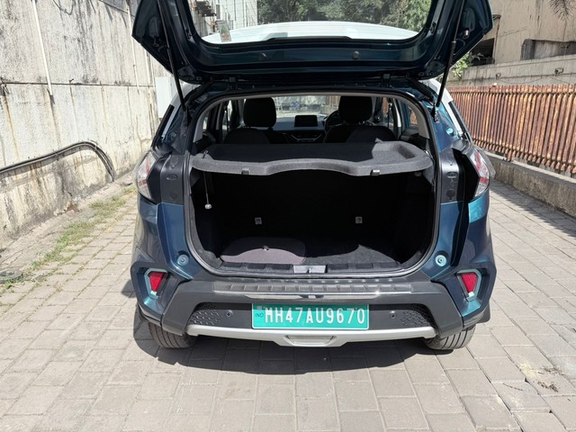 Second-hand 2021 Tata Nexon EV XZ Plus for sale in Thane-17