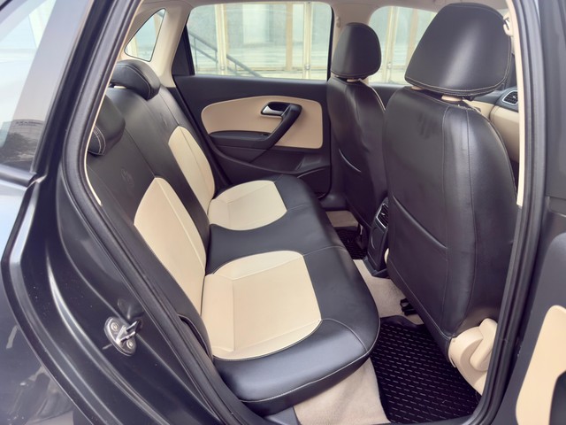 Second-hand 2016 Volkswagen Ameo 1.2 MPI Highline for sale in New Delhi-5