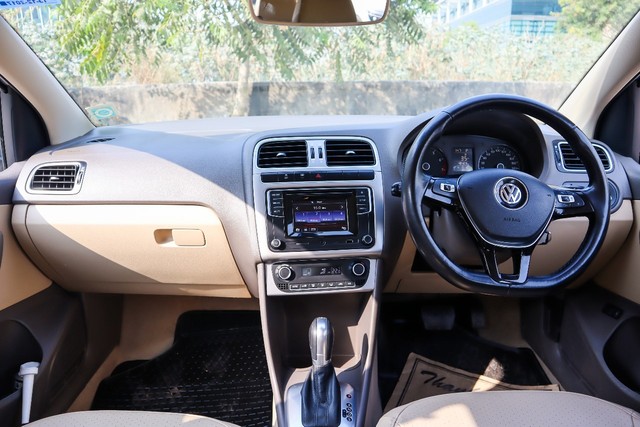 Second-hand 2017 Volkswagen Vento 1.2 TSI Highline AT for sale in New Delhi-5