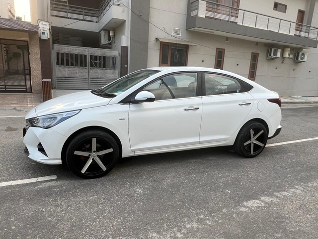 Second-hand 2021 Hyundai Verna SX Opt AT Diesel for sale in Ludhiana-5