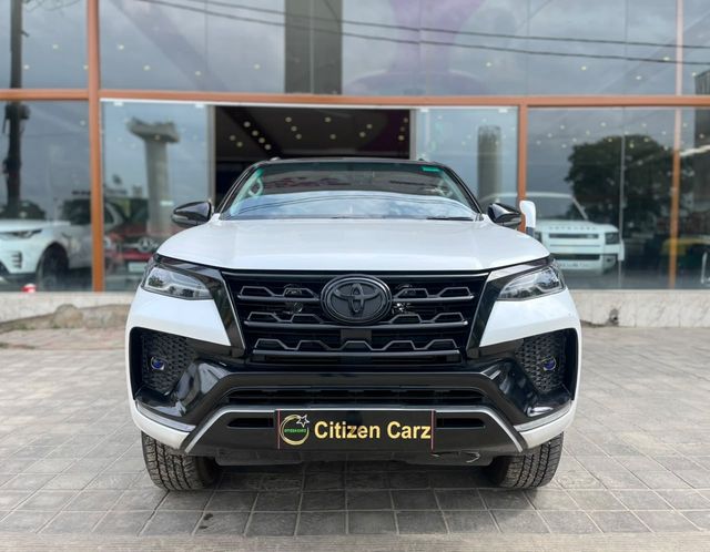 Toyota Fortuner 4X4 Diesel AT Second-hand 2023 Toyota Fortuner 4X4 Diesel AT for sale in Bangalore