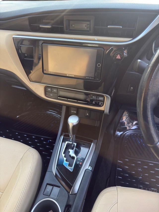 Second-hand 2018 Toyota Corolla Altis 1.8 VL CVT for sale in New Delhi-13