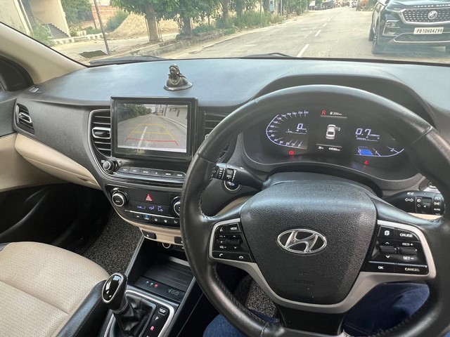 Second-hand 2021 Hyundai Verna SX Opt AT Diesel for sale in Ludhiana-3