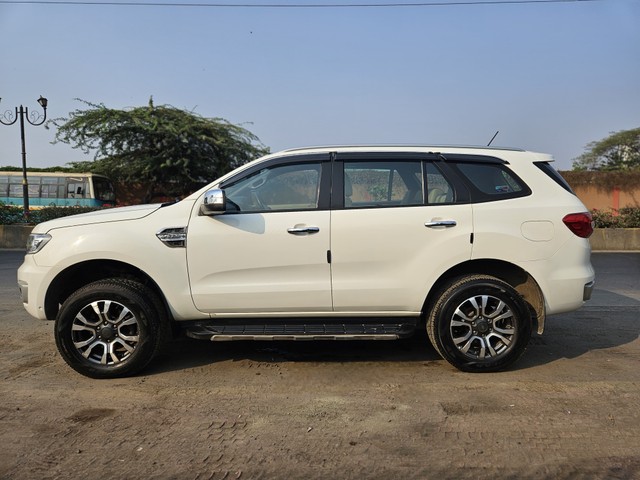 Second-hand 2019 Ford Endeavour 2.2 Titanium AT 4X2 for sale in Mumbai-3