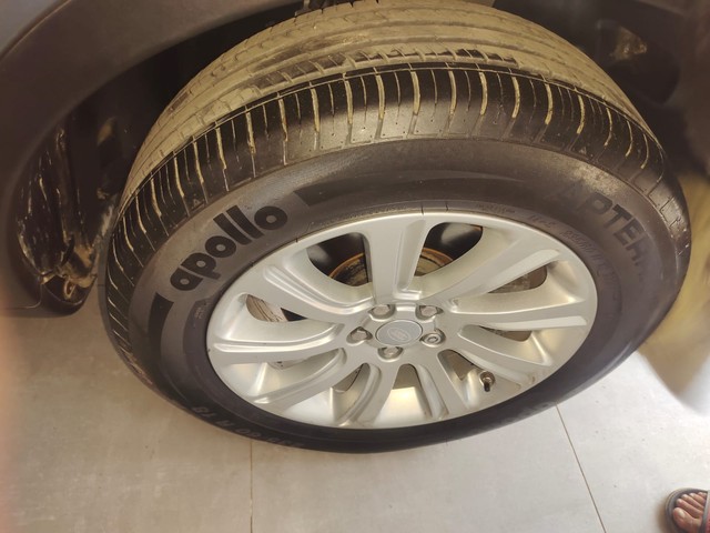 Second-hand 2016 Land Rover Discovery Sport SD4 HSE Luxury for sale in Ludhiana-12