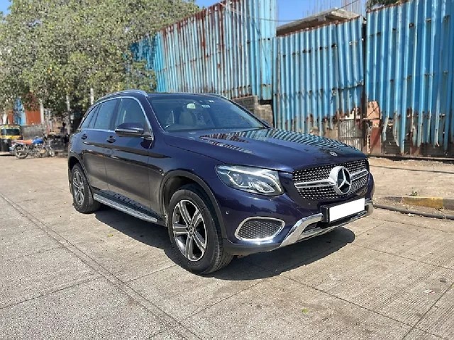 Second-hand 2017 Mercedes-Benz GLC 220d 4MATIC Style for sale in Mumbai-4