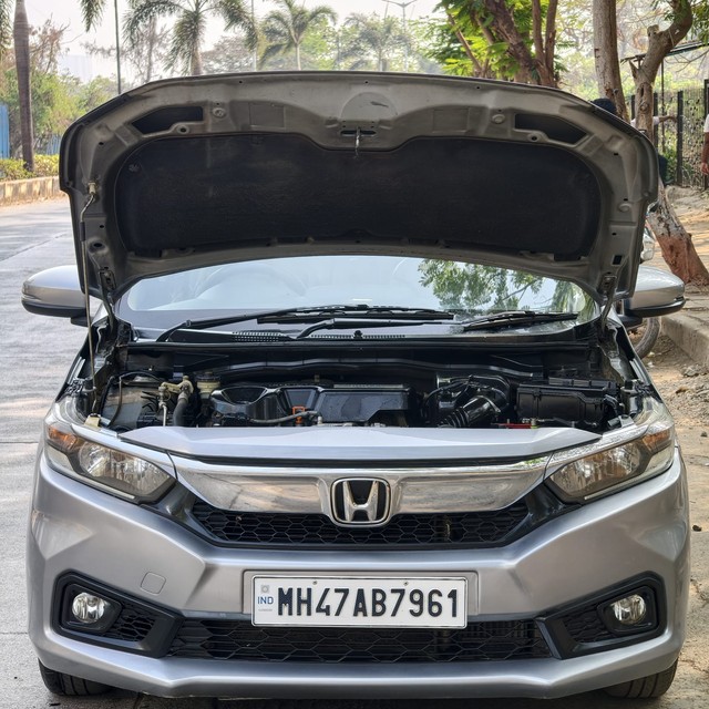 Second-hand 2018 Honda Amaze V CVT Diesel BSIV for sale in Mumbai-6