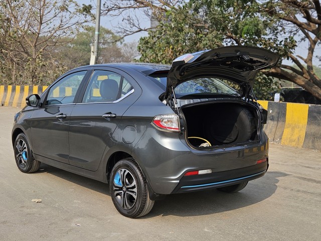 Tata Tigor EV XZ Plus Second-hand 2021 Tata Tigor EV XZ Plus for sale in Mumbai-27