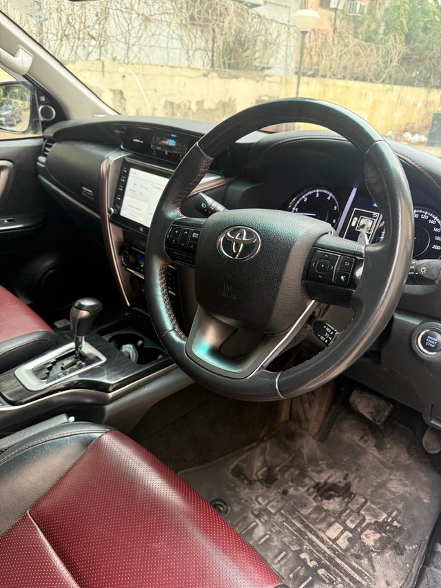 Second-hand 2024 Toyota Fortuner Legender 4x4 AT for sale in New Delhi-10