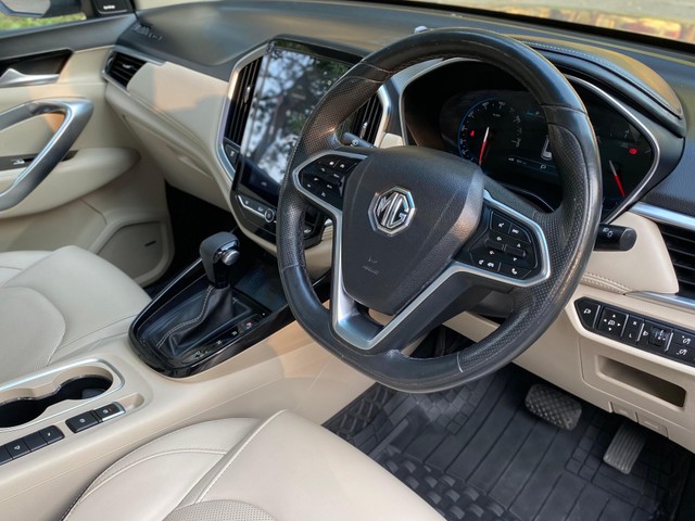 Second-hand 2021 MG Hector Sharp DCT for sale in New Delhi-19