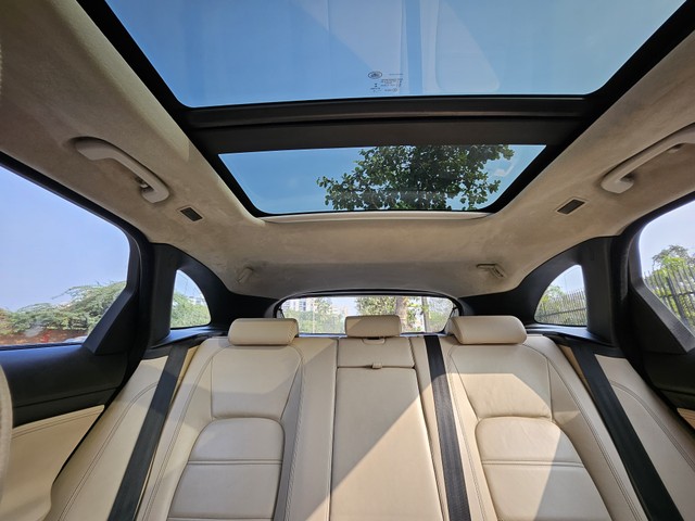 Second-hand 2019 Jaguar F-Pace Prestige 2.0 AWD for sale in Mumbai-15