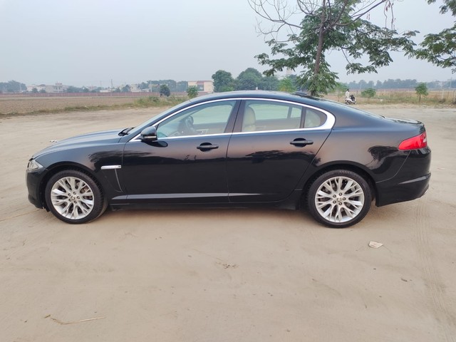 Second-hand 2013 Jaguar XF 3.0 Litre S Premium Luxury for sale in Ludhiana-3