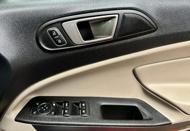 Second-hand 2021 Ford Ecosport Titanium Diesel for sale in Kolkata-24