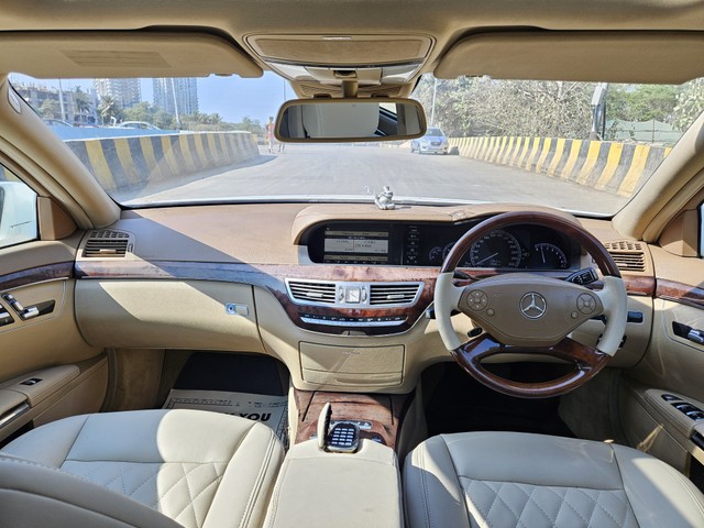 Second-hand 2012 Mercedes-Benz S-Class S 300 for sale in Mumbai-18