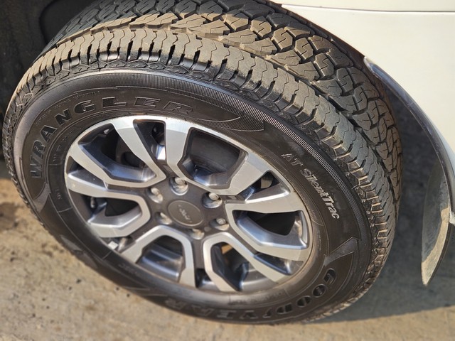 Second-hand 2019 Ford Endeavour 2.2 Titanium AT 4X2 for sale in Mumbai-6