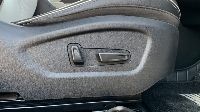 Second-hand 2023 Hyundai Creta SX Opt IVT BSVI for sale in New Delhi-23