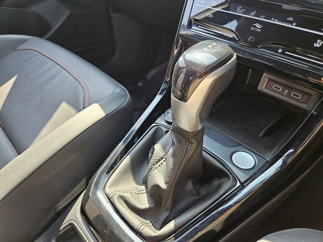 Second-hand 2024 Volkswagen Taigun 1.5 TSI GT Plus DSG ES for sale in Mumbai-17