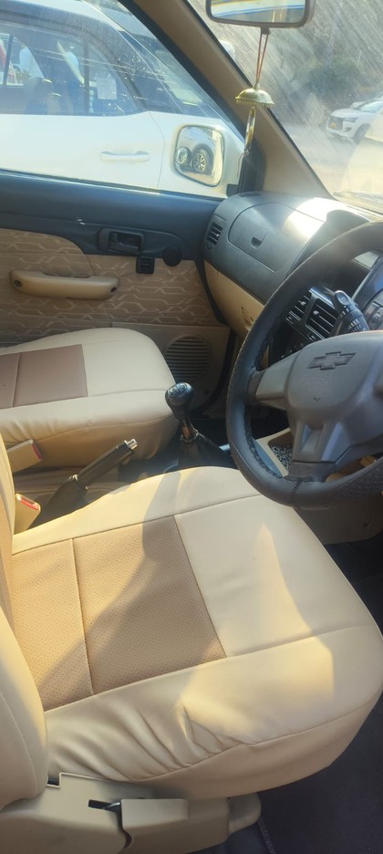 Used Chevrolet Tavera Neo LT Str Car in Indore, 2015 Model