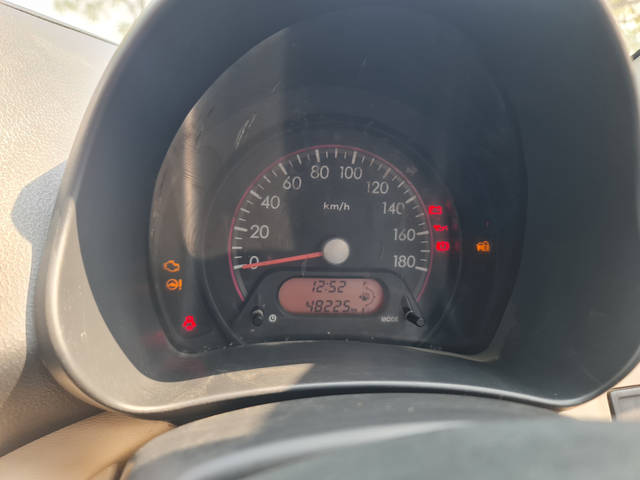 https://images10.gaadi.com/usedcar_image/TP1A.220624.014/original/f25d0baf-2824-44ff-8e70-60364b9659e8.heic?imwidth=6402