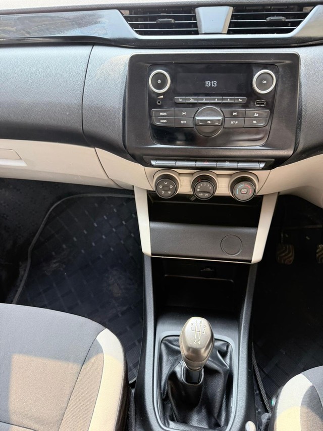 Second-hand 2021 Renault Triber RXL BSVI for sale in Thane-16