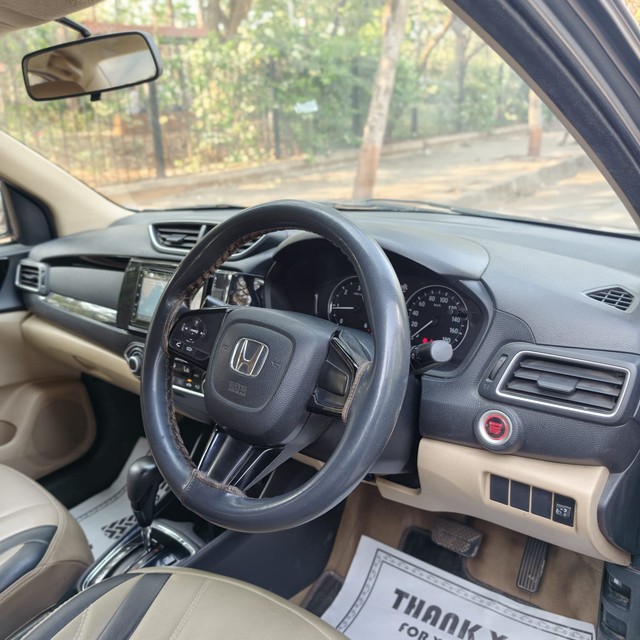 Second-hand 2018 Honda Amaze V CVT Diesel BSIV for sale in Mumbai-11
