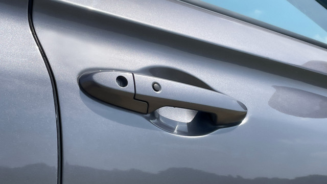 Second-hand 2021 Honda City V MT for sale in New Delhi-16