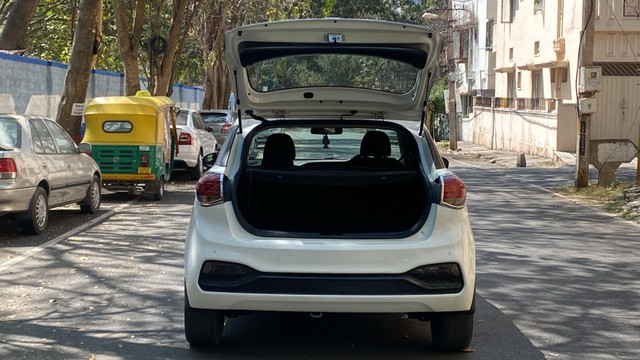 Second-hand 2019 Hyundai i20 Petrol Asta Option for sale in Bangalore-14