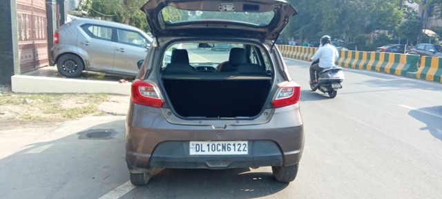 Second-hand 2020 Tata Tigor 1.2 Revotron XE for sale in Noida-7