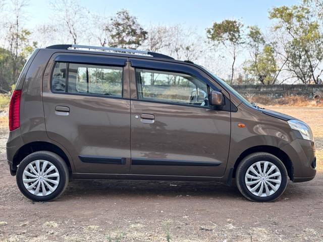 https://images10.gaadi.com/usedcar_image/TP1A.220624.014/original/f9a9dc89-85bb-445b-a1a1-11fdba89a119.jpg?imwidth=6401