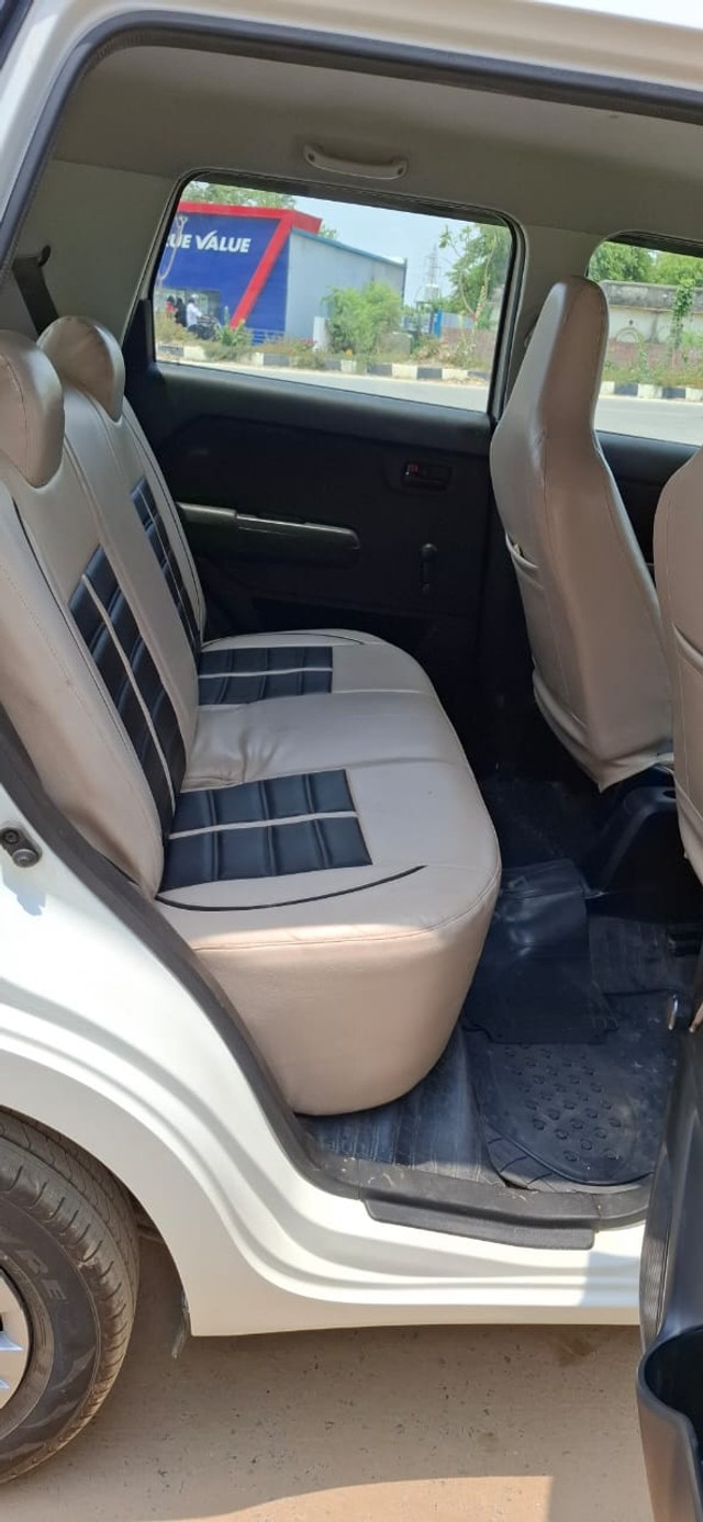 Second-hand 2021 Maruti Wagon R CNG LXI for sale in Varanasi-13