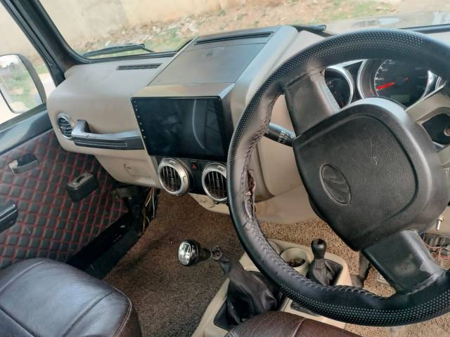https://images10.gaadi.com/usedcar_image/TP1A.220624.014/original/faef568b-d89b-4cd6-8ab9-1adb36ad3905.jpg?imwidth=6402