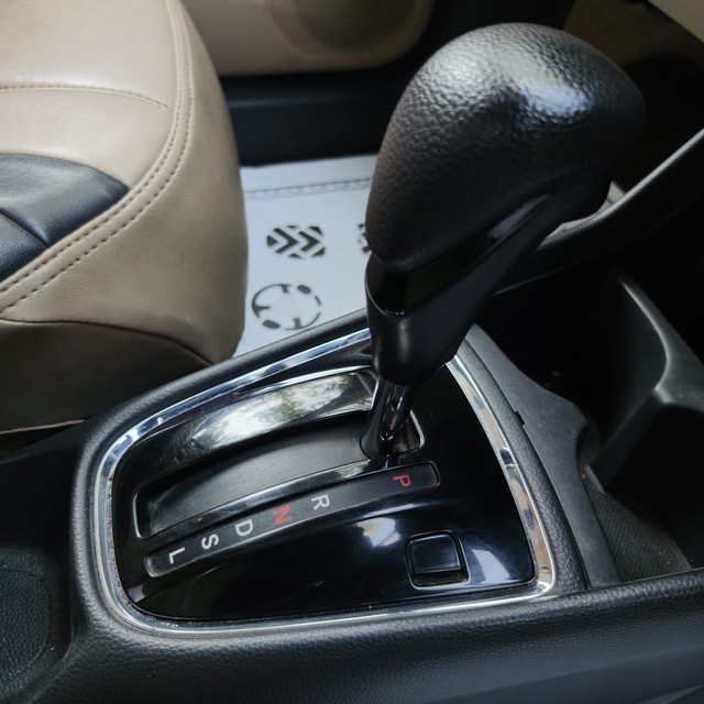 Second-hand 2018 Honda Amaze V CVT Diesel BSIV for sale in Mumbai-12