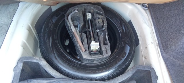 Second-hand 2014 Volkswagen Vento IPL II Petrol Highline AT for sale in Noida-13