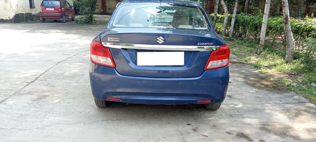 Maruti Suzuki Swift Dzire LXI Second-hand 2017 Maruti Suzuki Swift Dzire LXI for sale in Noida