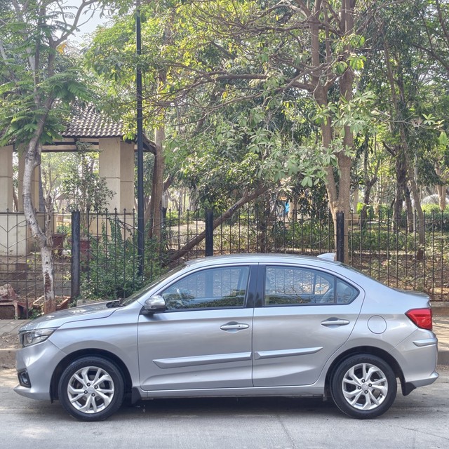 Second-hand 2018 Honda Amaze V CVT Diesel BSIV for sale in Mumbai-3