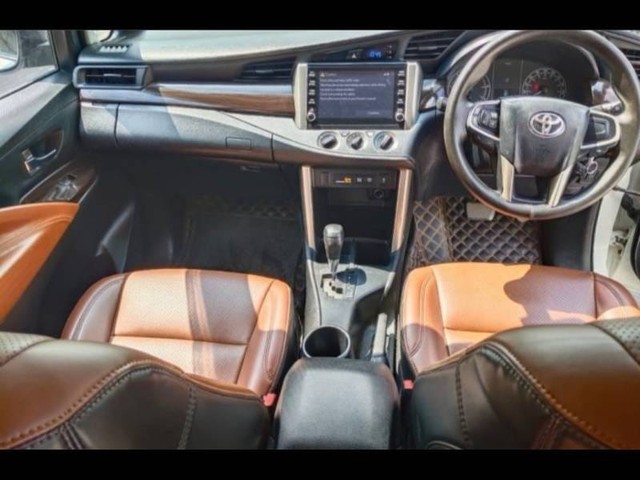 Second-hand 2021 Toyota Innova Crysta 2.4 GX 8 STR AT for sale in Ludhiana-10