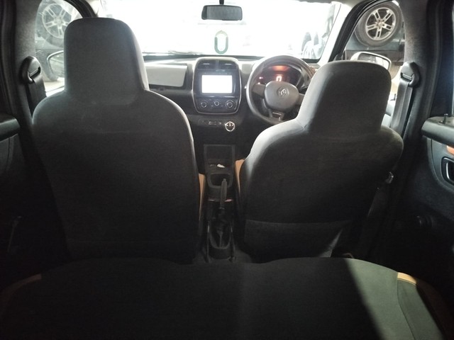 Second-hand 2017 Renault KWID Climber 1.0 AMT for sale in Bangalore-3