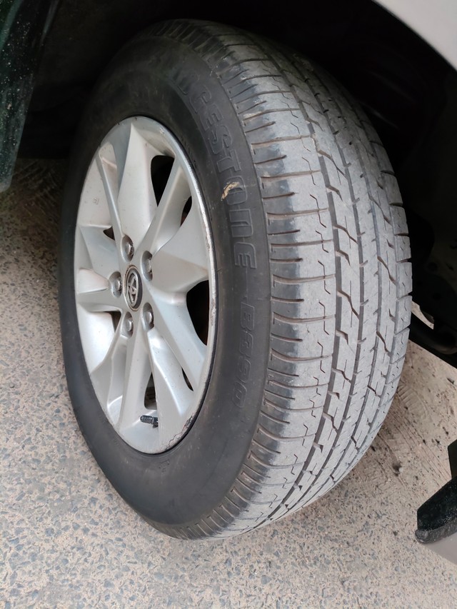 Second-hand 2016 Toyota Innova Crysta 2.4 VX MT 8S BSIV for sale in Kolkata-13