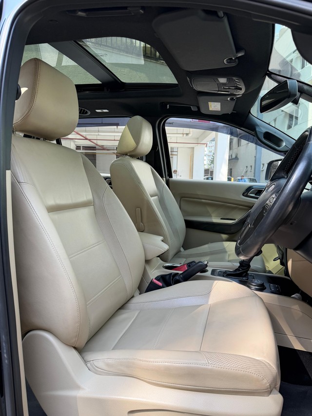 Second-hand 2019 Ford Endeavour 3.2 Titanium AT 4X4 for sale in Hyderabad-14