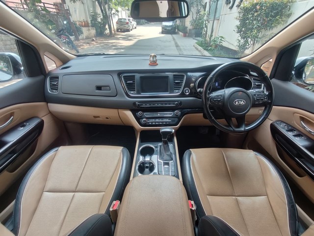Second-hand 2020 Kia Carnival Limousine for sale in Hyderabad-7