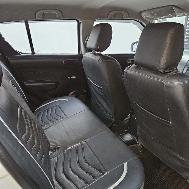 Second-hand 2015 Maruti Suzuki Swift LXI BSIV for sale in Gurgaon-4