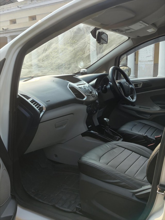 Second-hand 2017 Ford Ecosport 1.5 Diesel Titanium Plus BSIV for sale in New Delhi-9