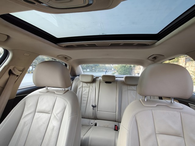 Second-hand 2017 Audi A4 35 TDI Technology for sale in New Delhi-14