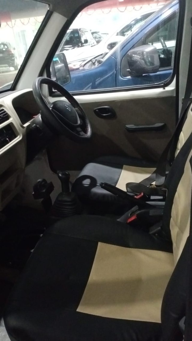 Second-hand 2022 Maruti Eeco CNG 5 Seater AC for sale in New Delhi-6