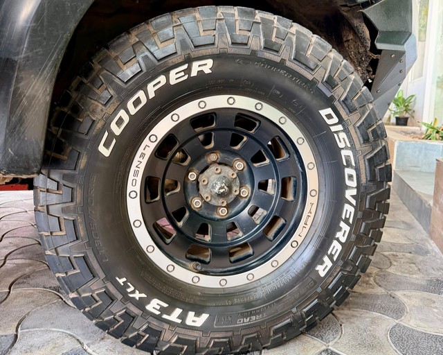 Second-hand 2017 Isuzu D-Max 4X4 for sale in Hyderabad-2