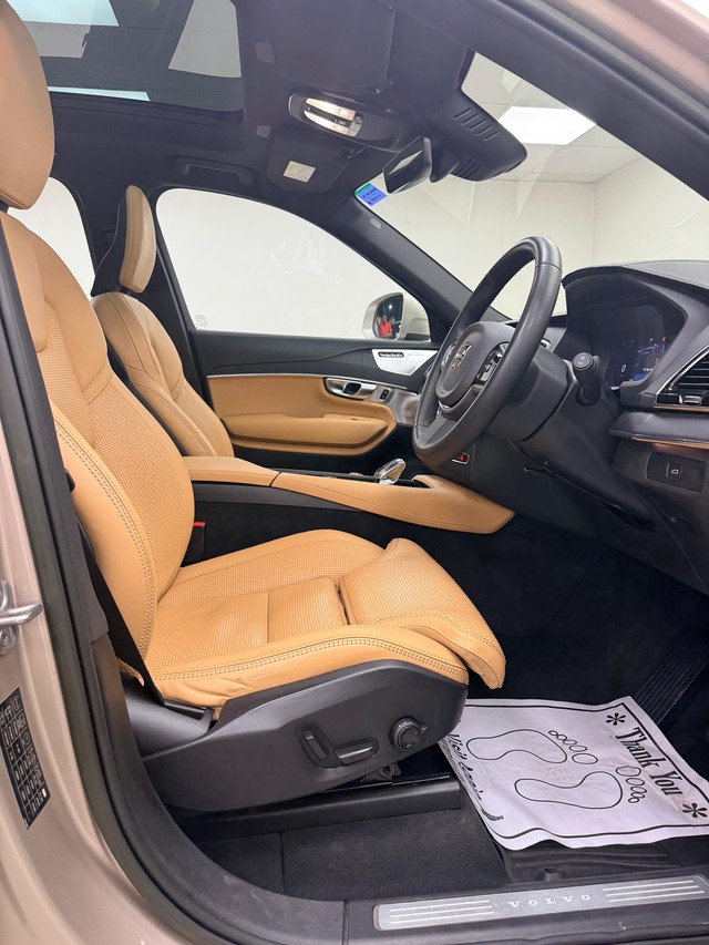 Second-hand 2023 Volvo XC90 B6 Ultimate BSVI for sale in Pune-6
