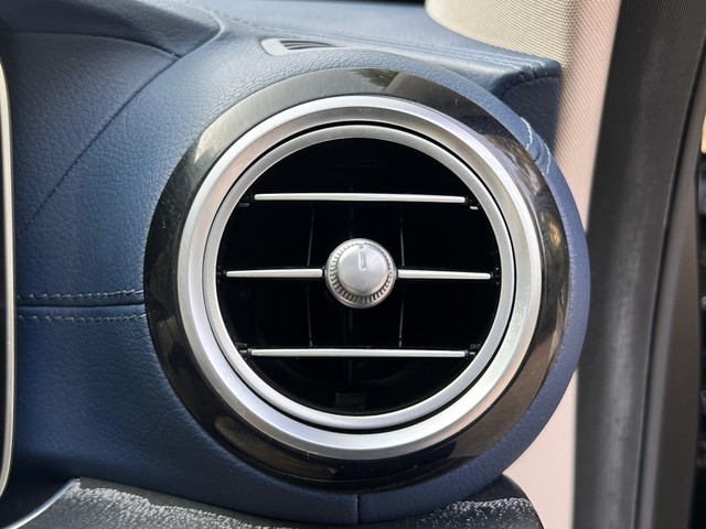 Second-hand 2022 Mercedes-Benz E-Class Expression E 200 for sale in New Delhi-8