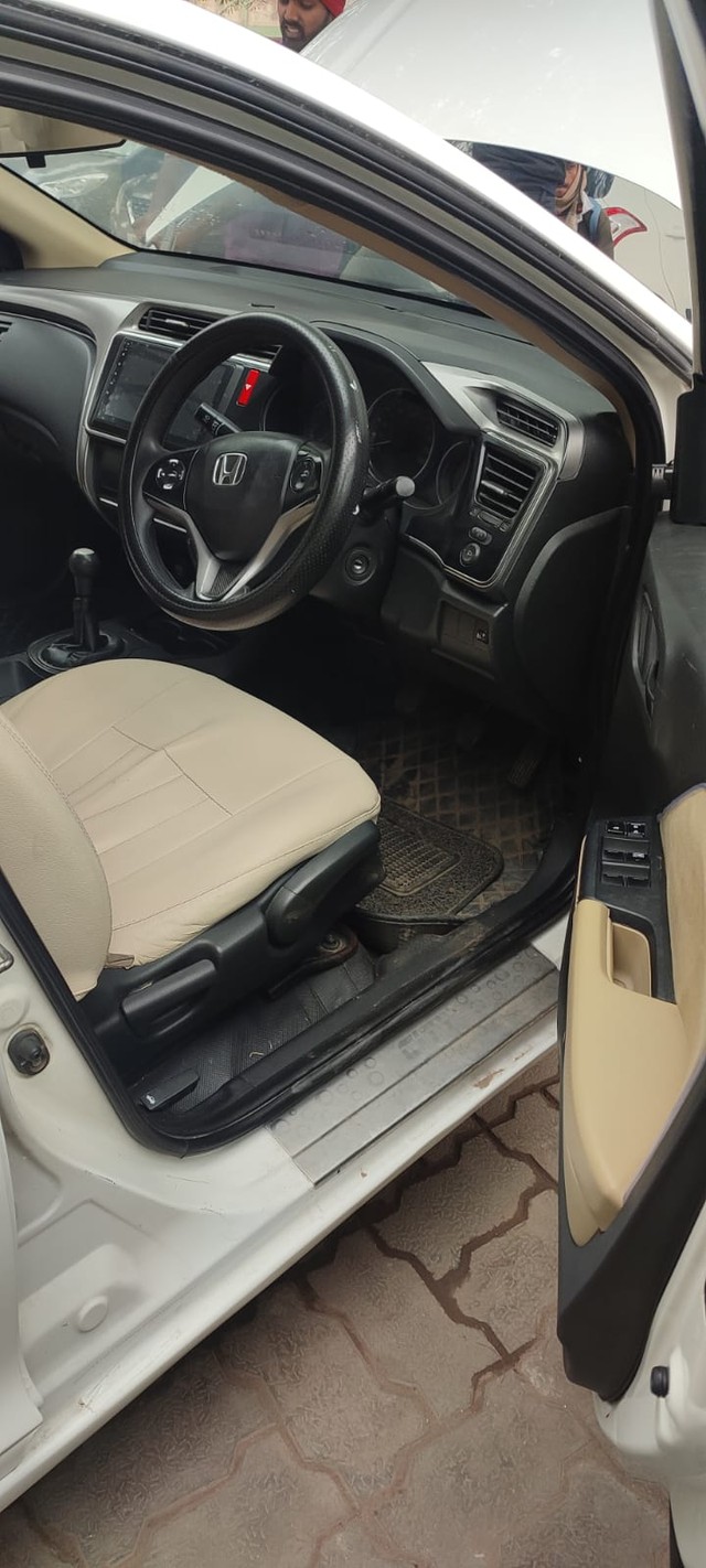 Second-hand 2014 Honda City i VTEC V for sale in Patna-8